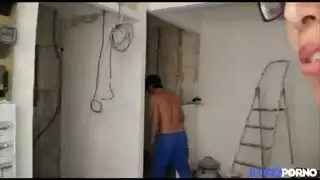 القضيب يشير إلى اليسار وتريد أن تجعله د.