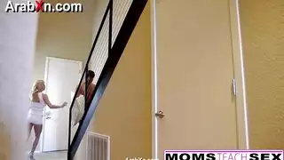 الطريقة الجهنمية المتالية لينيك أمه سكس مترجم