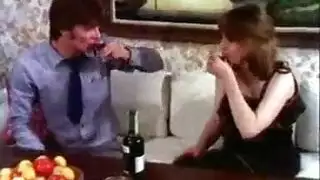 بنات يغتصب امها