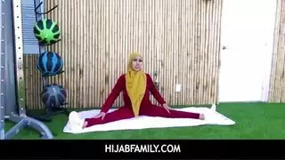 مدرب اللياقة الملاعين العميل العربي الغريب