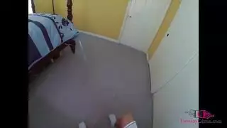 xxx ، وهو أمر سيء عندما يرى ثديي كبير وجميل لها