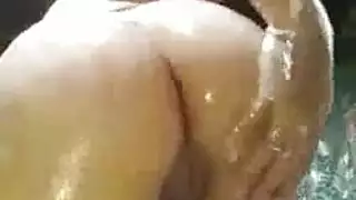 التزائم في سن المراهقة تبين لها ميخازي