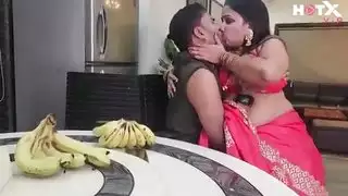 و مع