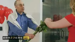في الحمار يدخل ديك كما تفعل