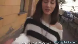 في سن المراهقة فاتنة الملاعين صب الوكيل للوصول إلى النمذجة