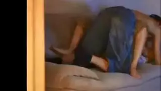 الأزرار الشباب لها جنس صباحي رائع.