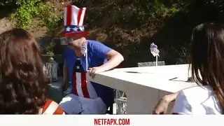 بنت الساخنة زوجة تداول بعض الحب كس حريري