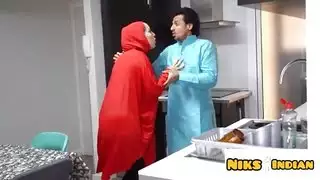 خداع امرأة مسلمة الحجابية وزوجها ولعنة صبي هندوسي