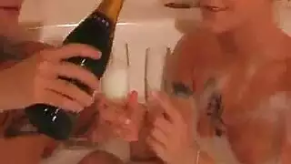 سكس ضرب كفوف ع طيز ونيك
