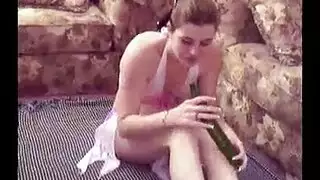 ربة منزل ناضجة قرنية تجريد