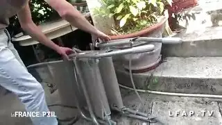 اللعنة جيدة لهذا العضو التناسلي النسوي الفرنسي الصغير