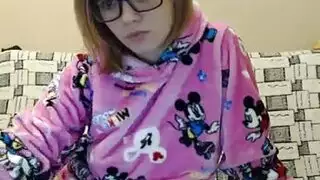 فتاة لطيف شقراء تحب ركوب