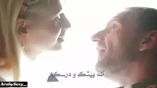 يستغل الأستاذ طالب الجامعة ولديه مترجم كامل - XXX Porn