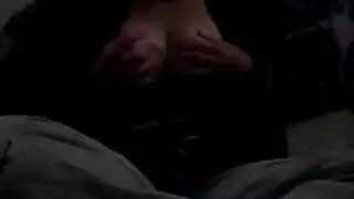 سارة فيوري ، سارة فيوري ، سارة فيوري مع جارتها الجديدة قرنية ، تحب الكثير.