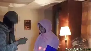 دبي العربي الجنس فتاة العمل المحلية