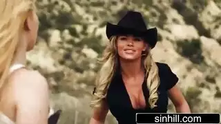 سكس فى البرية نيك بنت فرنسية ملكة جمال تتناك نيك متوحش