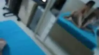 لاتينا خنثي الصديقات الحصول على عارية