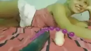 مثير لعبة شقراء اللعب الحمار
