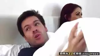 تحميل سكس اغتصاب نيك زوجة عاهرة امام زوجها مقيد اليدين