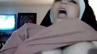 مصرية تلعب بكسها