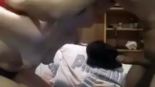 يسجل الزوجان العربي وقتهما الخاص