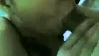 بنت صغيرة بس متناكة قوي