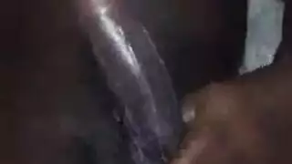 ضربت على مللسها اللباس الداخلي