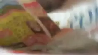 هندى مع عشيقتة بيشربوا ينسون قبل بداية المعركة