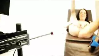 Deepthroats هي امرأة سمراء