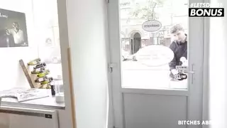 غينغاسا كس يحتاج إلى السحابات العميقة