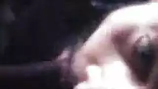 محظوظ المتأنق مص على أمي كس