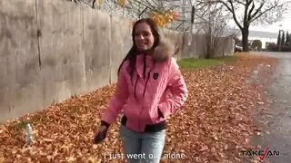 هذا الحمار الكبير يجعلك تحب sexvideo لها