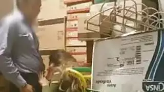 سكس لبناني ساخن نار في احدى المولات و تصوير سري