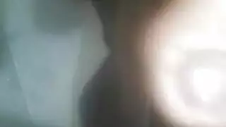 عاهرة واحدة في اللعنة عارضة