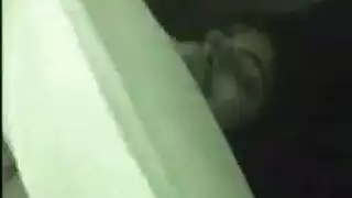 حار الحمار فاتنة في جوارب طويلة يحصل عارية.