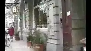 جبهة مورو جميلة خبطت من قبل الديك الأسود الكبير.