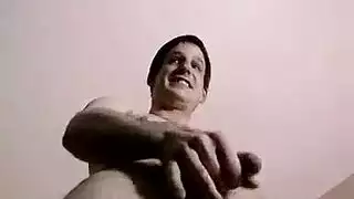 هواة مثلي الجنس في ثونغ الأبيض