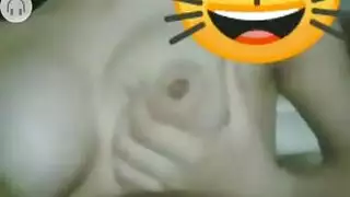 اسماء خالد الشرموطه بتقلع في مكالمه الفيديو ام 100ج