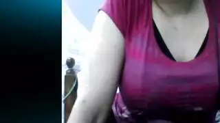 سكس عرب و فتاة ساخنة تلعب بكسها و هي عارية تماما