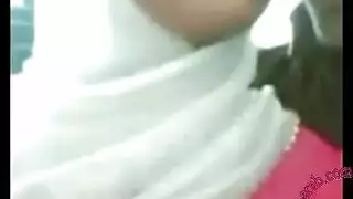 فتاة محجبة تنتاك وتمص