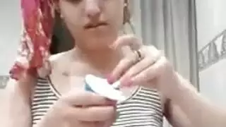 جامده نيك المزه كيوت اوى وهيا بتتشرمط وتتلبون ع حق