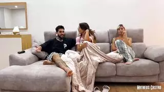 اللعنة هذه امرأة لطيفة وجميلة