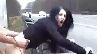 زوجة سخيف نفسه مع الموز