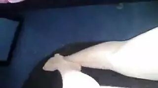 لاشا تلعب البضائع المختلفة ثم ينتشر كس.