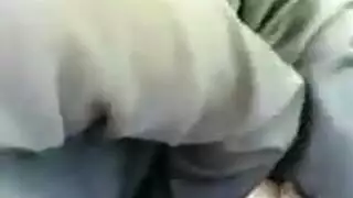 مصرية محجبة تمص وتتناك في السيارة