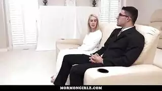 عندما تظهر المهبل الصغير عليك أن تكون قرنية