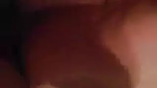 المتدرب عارية مع مجموعة ضخمة من الثدي.