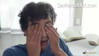 أمي لا يقاوم جسدها - xlxx