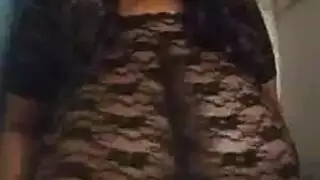 الصباح اليوغا والجماع يوم الصيف الحار ..