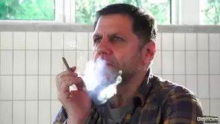 الملاعين في الفم من التاريخ الأول
